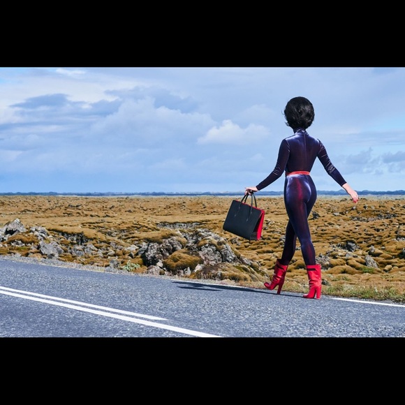 Christian Louboutin Bag Bootie 100 Patent Leather - Picture 9 of 13